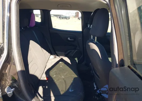 2020 Jeep Renegade Latitude Fwd z USA, uszkodzony, nr VIN ZACNJABB9LPL50648